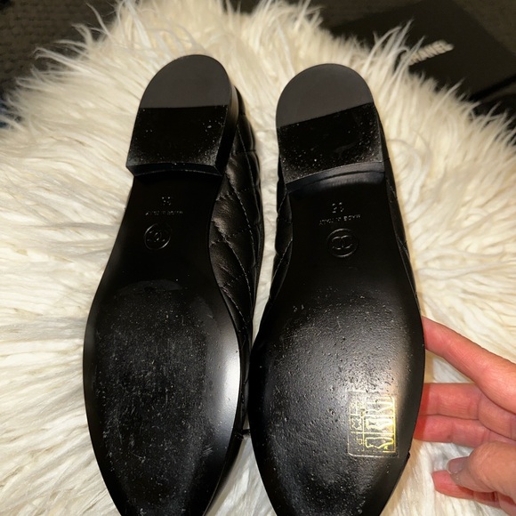 Selling gorgeous brand new (only warn once) Chanel ballet slippers. Orig box - Picture 5 of 7